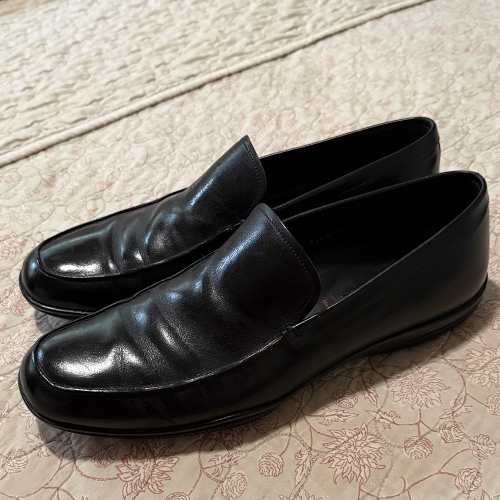 Prada Black Leather Men's Slip-Ons - Picture 8 of 8